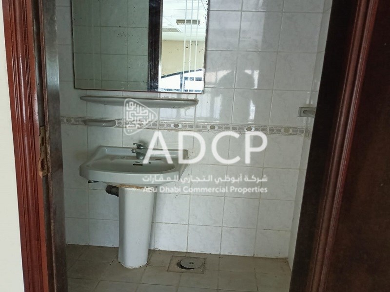 Bathroom ADCP 6879 in Al Nahyan