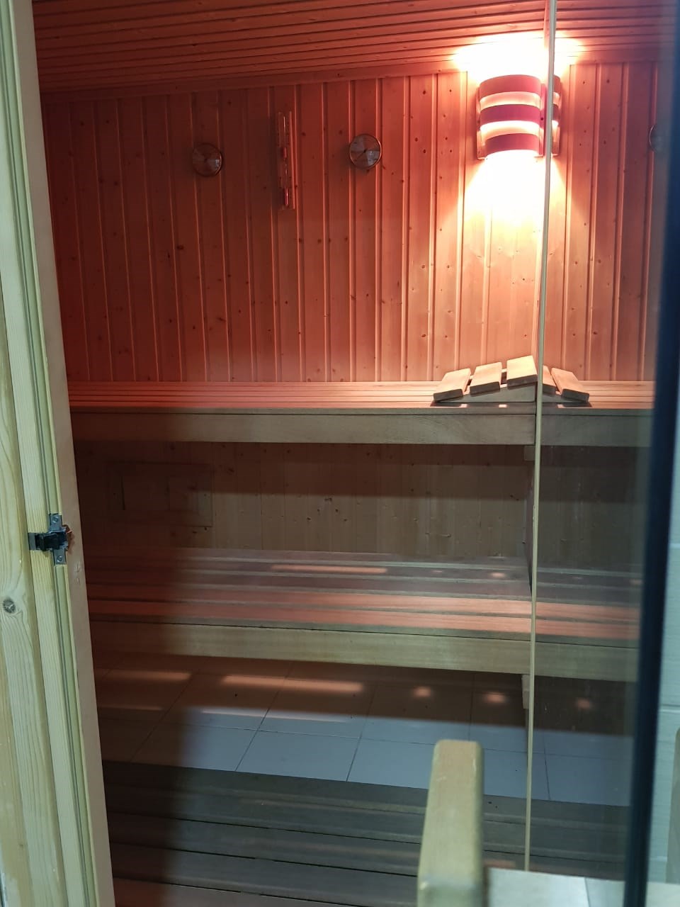 Sauna ADCP B/796 in Dubai Oasis